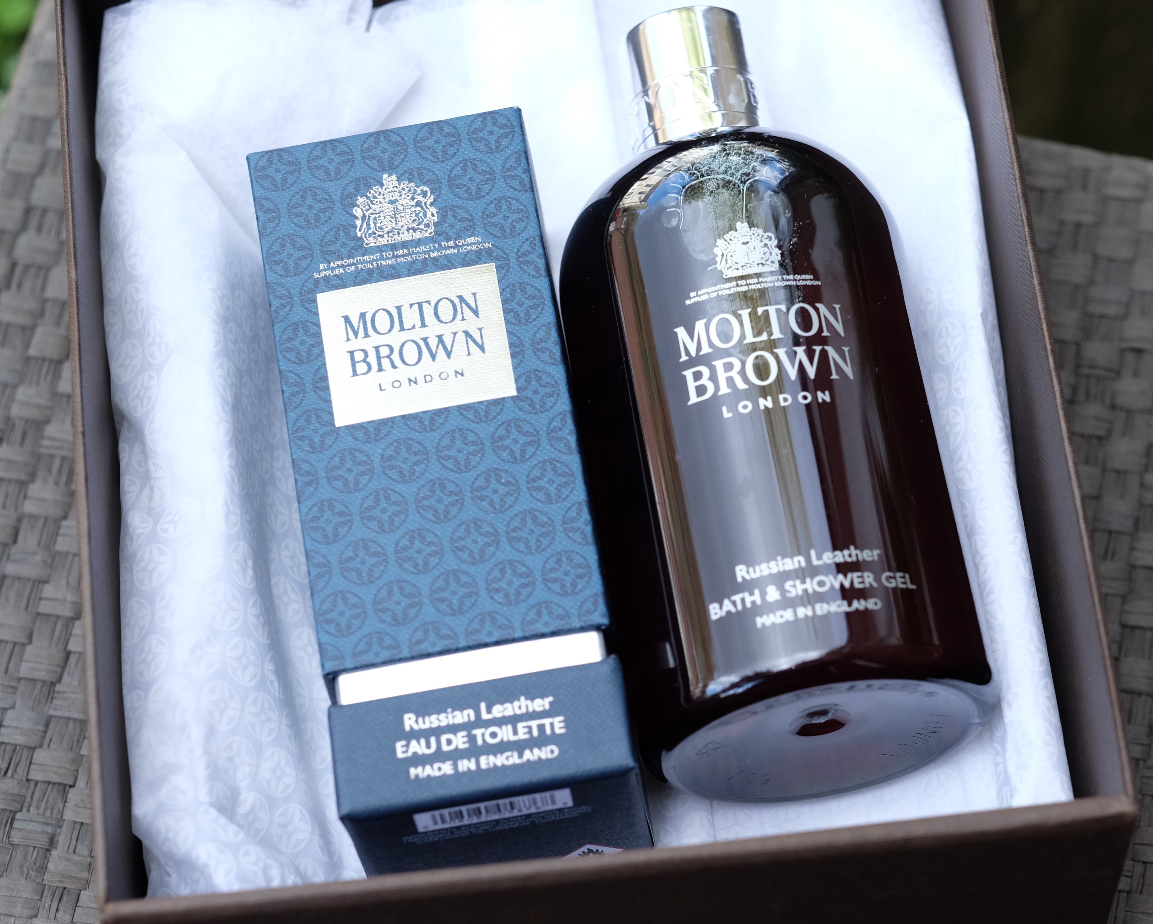 Molton Brown - A Molton Brown – Russian Leather – Daniel Molton Brown – R.....