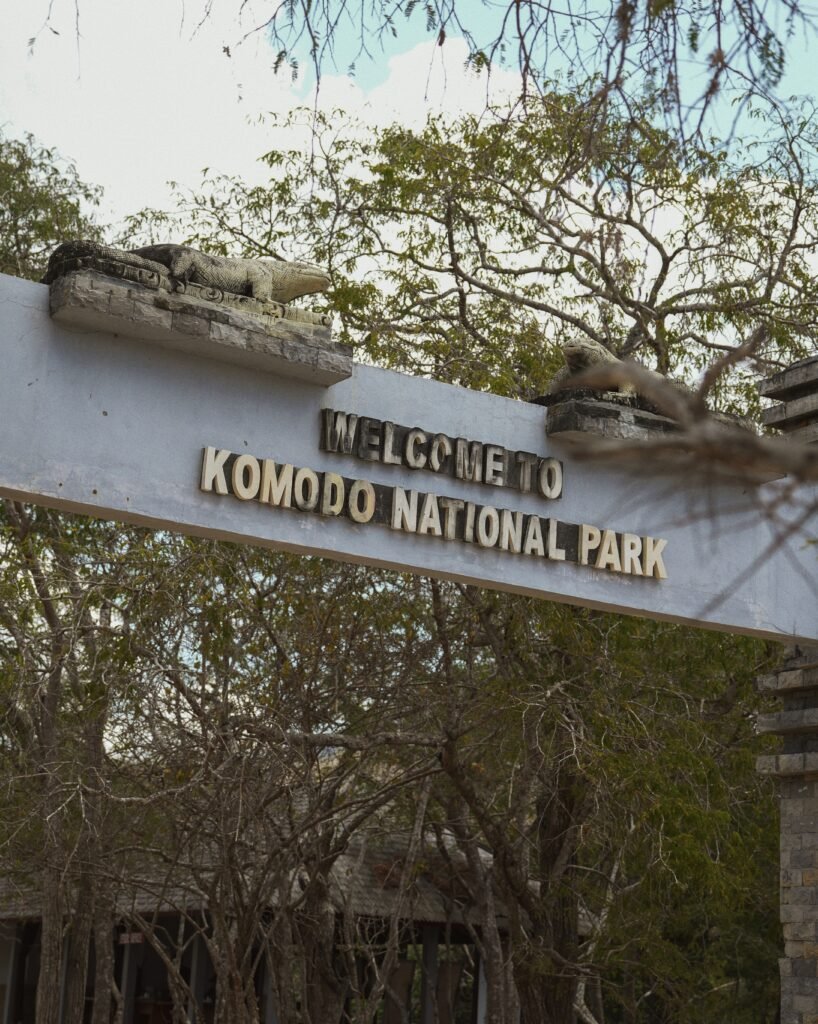 Welcome to Komodo National Park gate with Komodo dragon statues